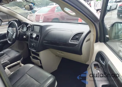 2016 Chrysler Town & Country Touring из США, поврежденный, VIN 2C4RC1BG3GR228962